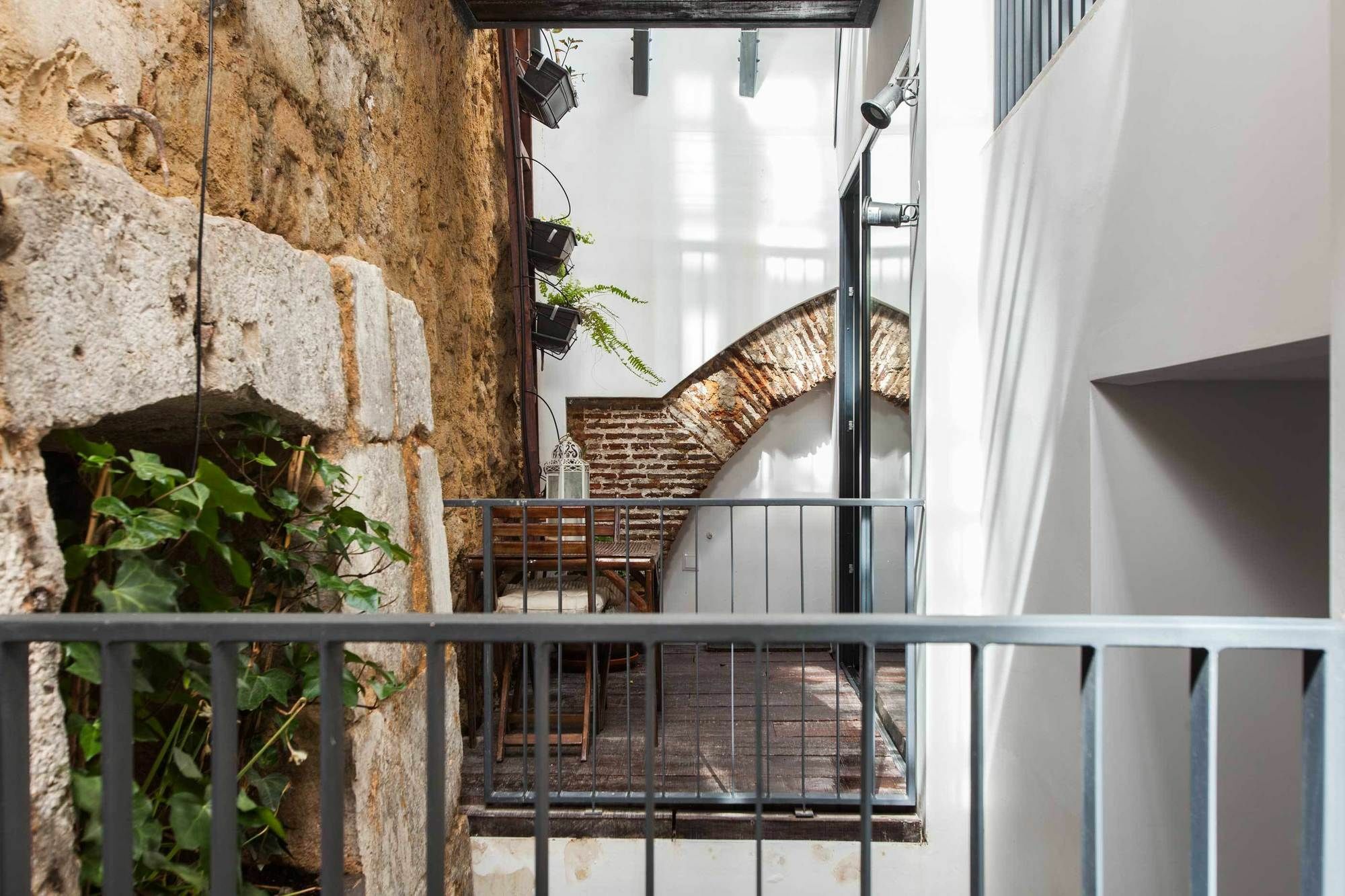 The Old Stables Chiado Apartments Lisboa Εξωτερικό φωτογραφία